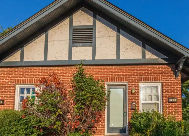 Property at 713 S Zunis Ave, Tulsa, OK, 74104, 1 bed, 1 bath, [object Object]