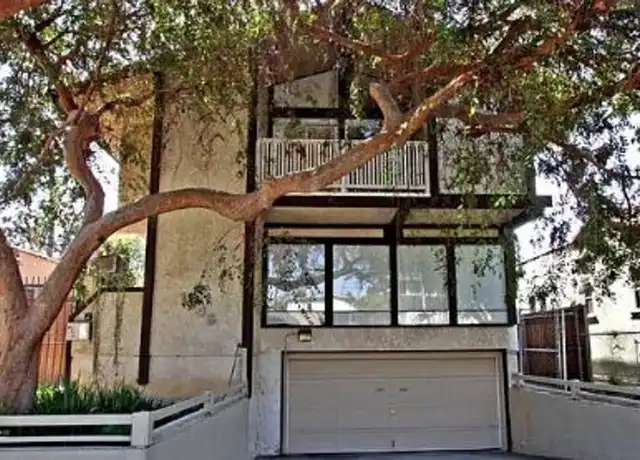 Property at 1846 9th St #5, Santa Monica, CA, 90404, 2 beds, 2 baths, [object Object]