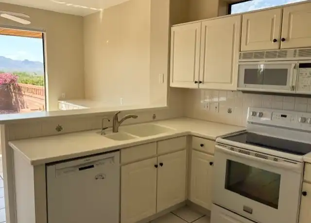 Property at 1825 W Placita de Diciembre, Green Valley, AZ, 85622, 3 beds, 2 baths, [object Object]