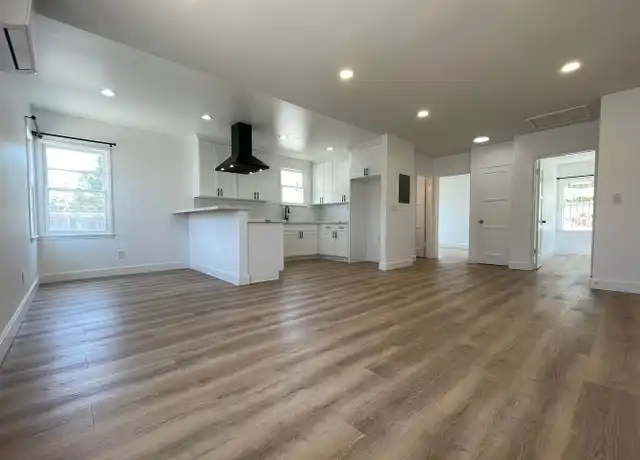 Property at 234 S 12th St Unit 1/2, Santa Paula, CA, 93060, 2 beds, 1 bath, [object Object]