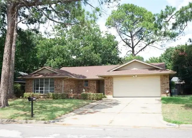 Property at 3905 Glenbrook Dr, Arlington, TX, 76015, 3 beds, 2.5 baths, [object Object]