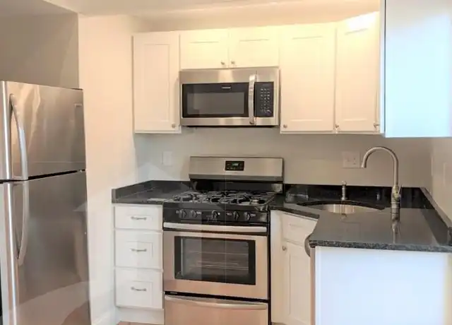 Property at 44 Cogswell Ave Unit 2, Cambridge, MA, 02140, 1 bed, 1 bath, [object Object]