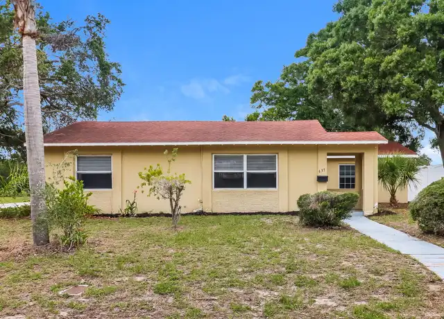 Property at 635 38th St S, Saint Petersburg, FL, 33711, 3 beds, 2 baths, [object Object]