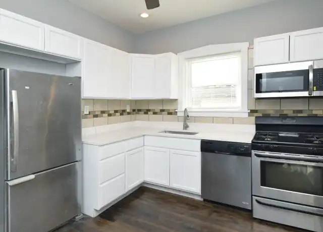 Property at 4819 W Cornelia Ave, Chicago, IL, 60641, 2 beds, 1 bath, [object Object]