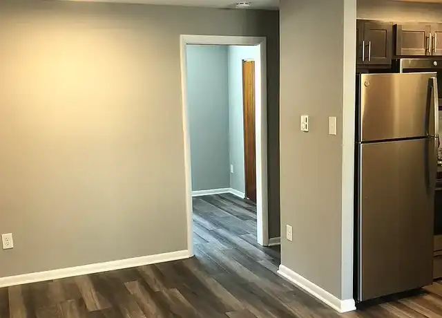 Property at Trolley Square Apartments - 1401 N Clayton St, Wilmington, DE, 19806, 1 bed, 1 bath, [object Object]