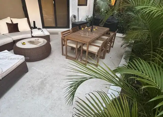 Property at 55 Ocean Lane Dr #1018, Key Biscayne, FL, 33149, 1 bed, 1.5 baths, [object Object]