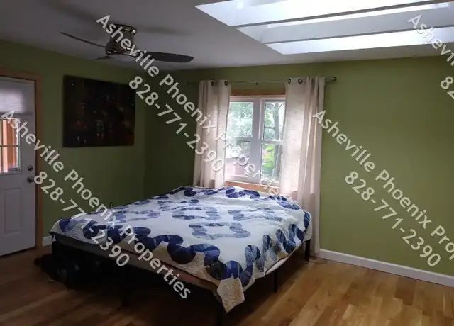 Property at 61 Washington Rd, Asheville, NC, 28801, 3 beds, 2 baths, [object Object]