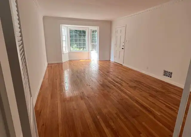 Property at 4555 4th St Unit 4, Los Angeles, CA, 90020, 2 beds, 1 bath, [object Object]