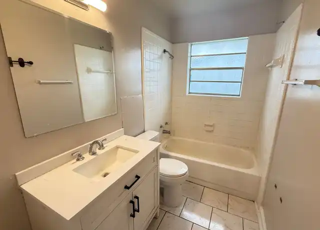 Property at 1935 E 51st Pl, Tulsa, OK, 74105, 3 beds, 1.5 baths, [object Object]