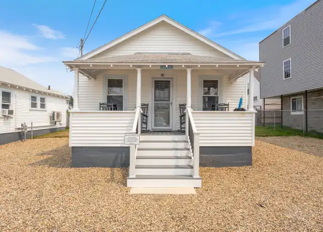 Property at 2 Island Path Unit 5, Hampton, NH, 03842, 3 beds, 1 bath, [object Object]
