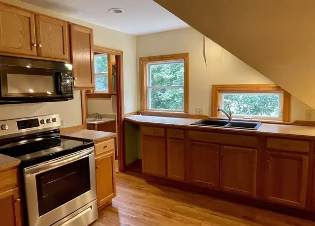 Property at 129 Fisher St #3, North Attleborough, MA, 02760, 2 beds, 1 bath, [object Object]