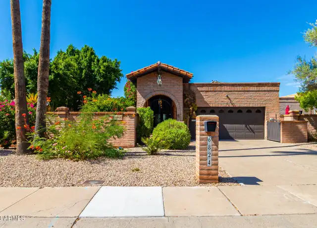 Property at 6824 N 17th Pl, Phoenix, AZ, 85016, 2 beds, 2 baths, [object Object]