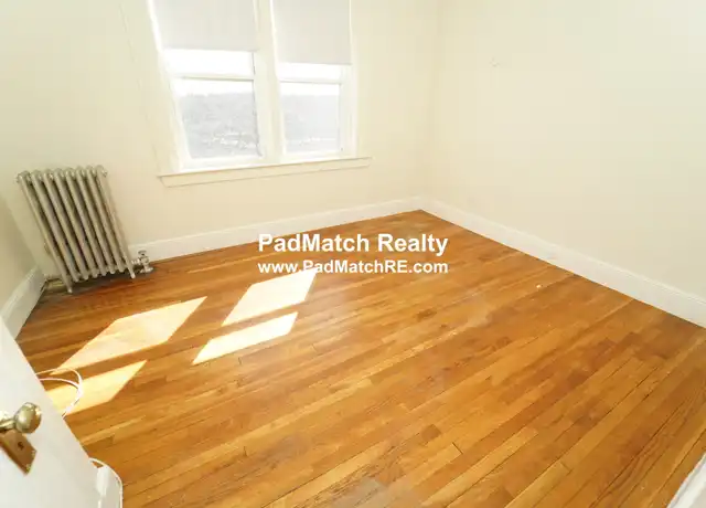 Property at 1820 Commonwealth Ave Unit 35, Brighton, MA, 02135, 1 bed, 1 bath, [object Object]