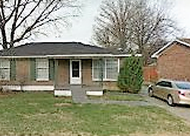 Photo of 3105 Tara Gale Dr, Louisville, KY 40216