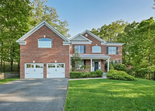 Property at 11 Fraydun Ln, Scarsdale, NY, 10583, 5 beds, 5.5 baths, [object Object]