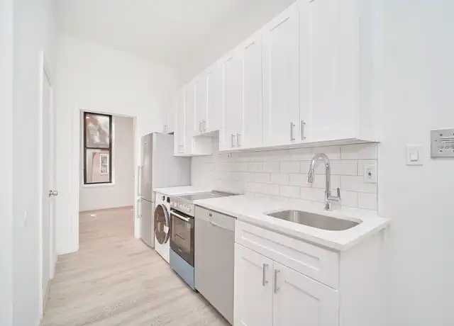 Property at 319 E 83rd St Unit 1A, New York, NY, 10028, 2 beds, 2 baths, [object Object]