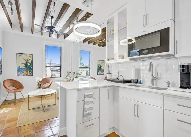 Property at 235 Sunrise Ave #2019, Palm Beach, FL, 33480, 1 bed, 1 bath, [object Object]