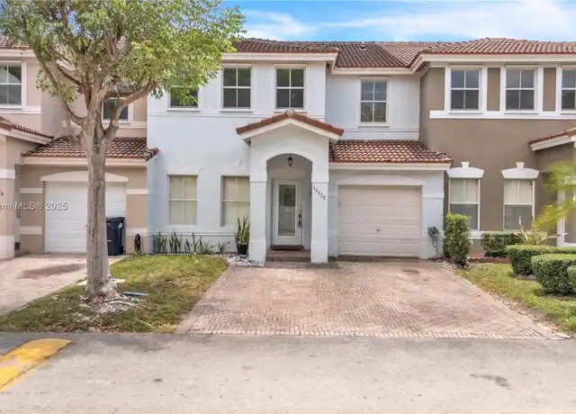 Property at 16628 SW 47th Ter, Miami, FL, 33185, 3 beds, 2.5 baths, [object Object]