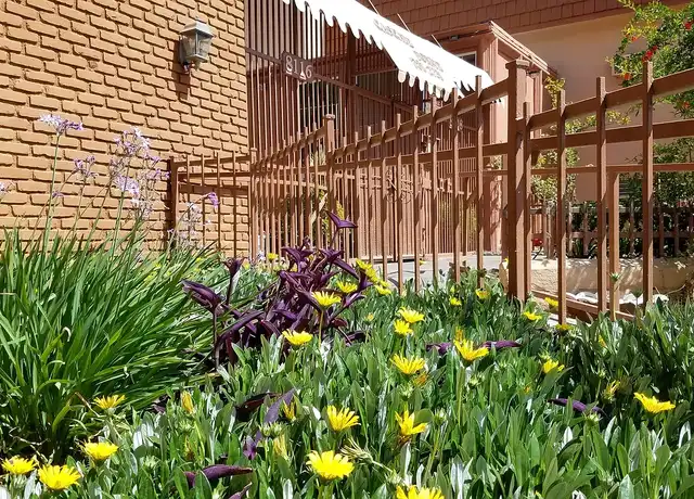 Property at Cascade Pointe - 8108 Langdon Ave, Van Nuys, CA, 91406, 1 bed, 1 bath, [object Object]