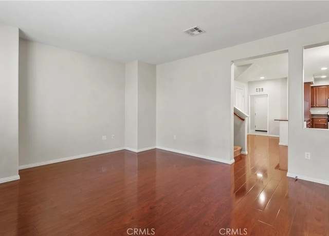 Photo of 425 Merced Ct, Corona, CA 92878
