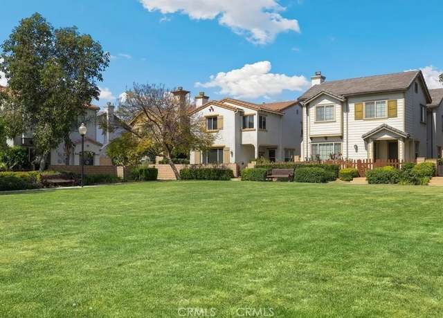 Photo of 425 Merced Ct, Corona, CA 92878