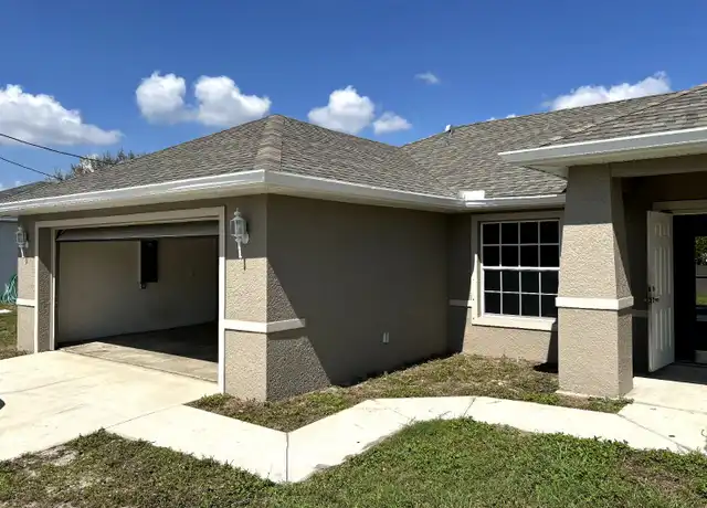 Property at 4104 13th St SW, Lehigh Acres, FL, 33976, 3 beds, 2 baths, [object Object]