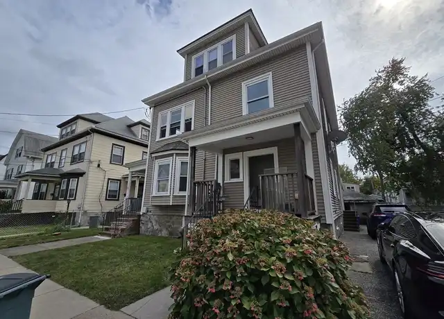 Property at 20-22 Newcastle Rd Unit 22, Brighton, MA, 02135, 5 beds, 2 baths, [object Object]