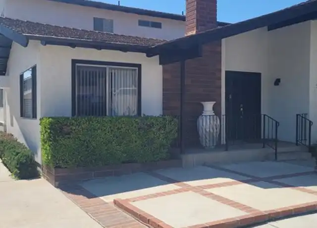 Property at 515 Coronado Ave Unit C, Long Beach, CA, 90814, 2 beds, 1.5 baths, [object Object]