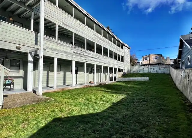 Property at 637 Pleasant Ave Unit 203, Bremerton, WA, 98337, 1 bed, 1 bath, [object Object]