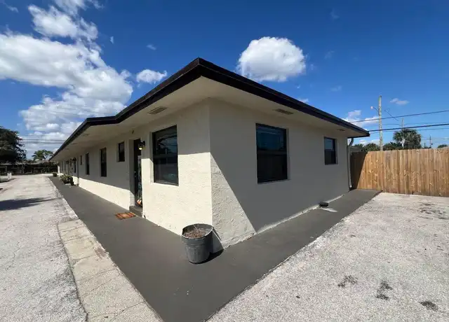 Property at 2820 Avenue S Unit 8, Riviera Beach, FL, 33404, 2 beds, 1 bath, [object Object]