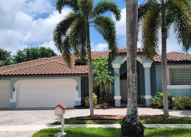 Property at 100 NW 108th Way, Plantation, FL, 33324, 4 beds, 2.5 baths, [object Object]