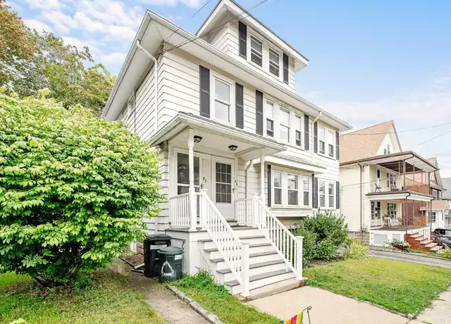Property at 83 Newport St #83, Arlington, MA, 02476, 2 beds, 1 bath, [object Object]