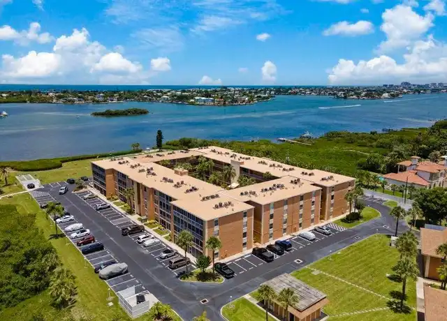 Property at 12760 Indian Rocks Rd #1110, Largo, FL, 33774, 2 beds, 1 bath, [object Object]