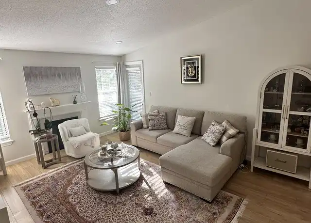 Property at 13 Walden Dr #8, Natick, MA, 01760, 1 bed, 1 bath, [object Object]