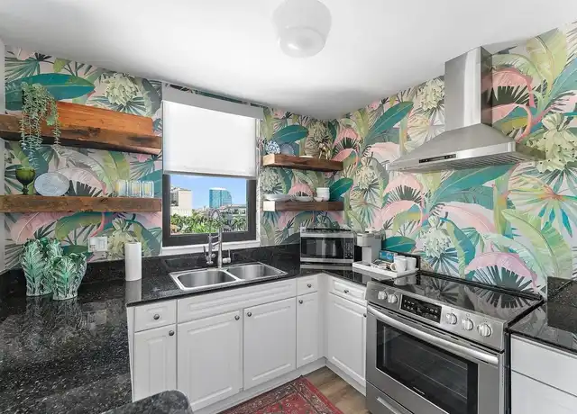 Property at 651 Okeechobee Blvd, West Palm Beach, FL, 33401, 2 beds, 1 bath, [object Object]