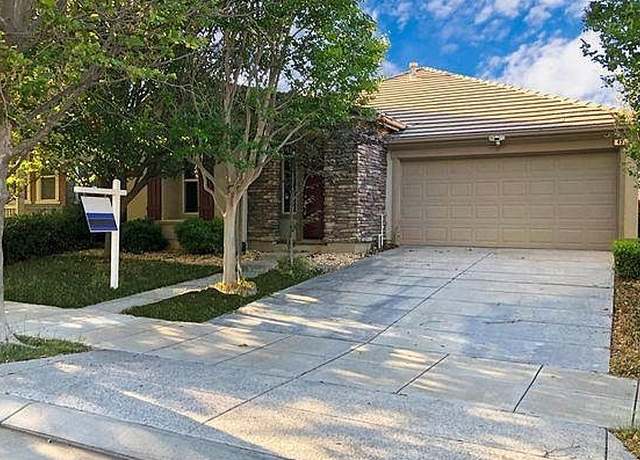 Photo of 431 E Legacy Dr, Tracy, CA 95391