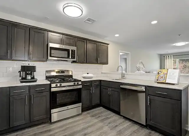 Property at Spring Mill Manor - 32 Blacks Ln, Springfield, NJ, 07081, 1 bed, 1 bath, [object Object]