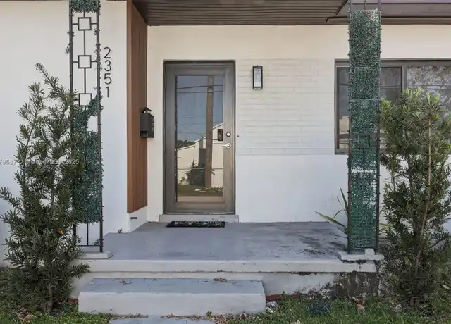 Property at 2353 SW 31st Ave Unit 2351, Miami, FL, 33145, 2 beds, 1 bath, [object Object]