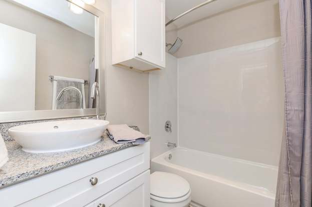 8939 Jefferson Hwy, Baton Rouge, LA 70809