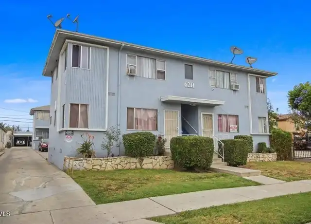 Property at 6211 10th Ave Unit 10, Los Angeles, CA, 90043, 1 bed, 1 bath, [object Object]