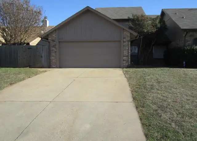 Property at 6124 Gaelic Glen Dr, Oklahoma City, OK, 73142, 3 beds, 2 baths, [object Object]