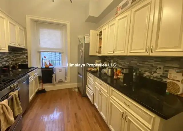 Property at 684 Parker St, Roxbury, MA, 02120, 4 beds, 1 bath, [object Object]