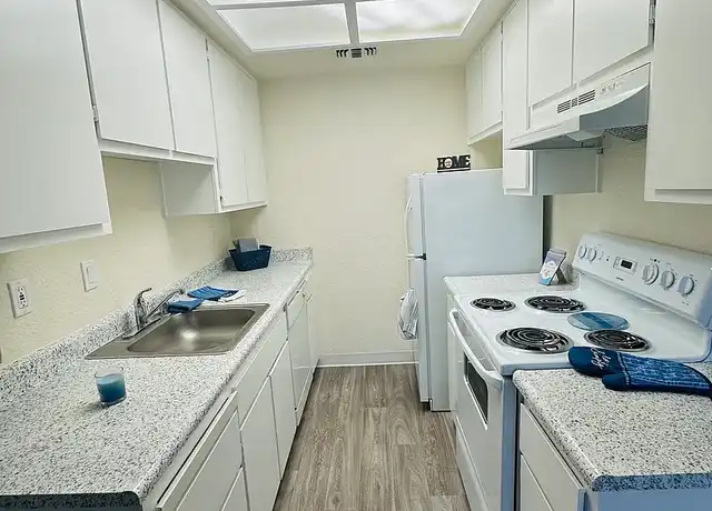 Property at Willowcreek Apartments - 7400 Willowcreek Dr, Citrus Heights, CA, 95610, 1-2 bed, 1 bath, [object Object]