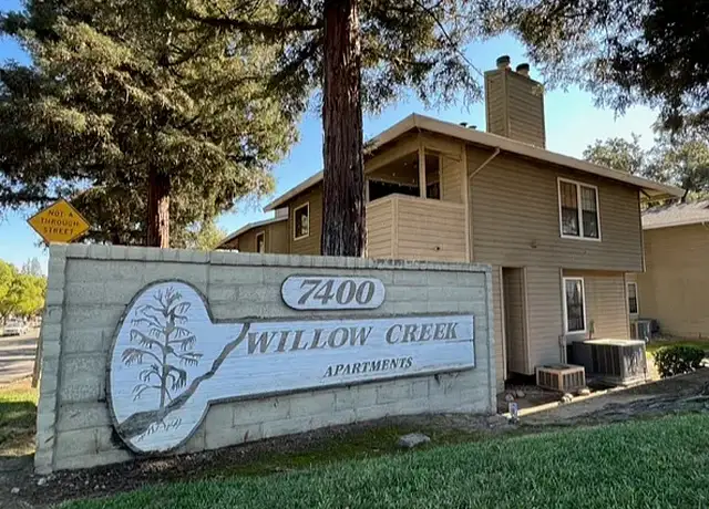 Photo of 7400 Willowcreek Dr, Citrus Heights, CA 95610