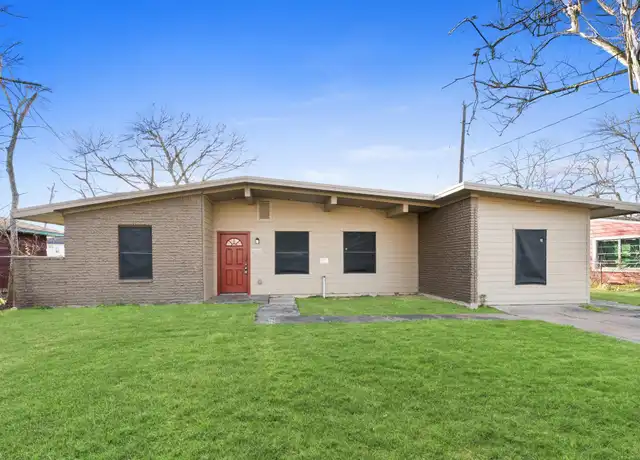 Property at 8914 Vinearbor St, Houston, TX, 77033, 4 beds, 2 baths, [object Object]