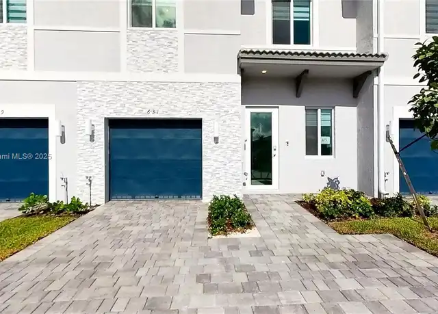 Property at 631 SE 13th Street Cir, Homestead, FL, 33034, 4 beds, 3.5 baths, [object Object]