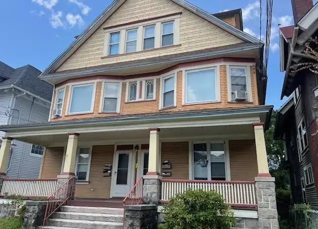Property at 318 Pittston Ave Unit 1st fl, Scranton, PA, 18505, 2 beds, 1 bath, [object Object]