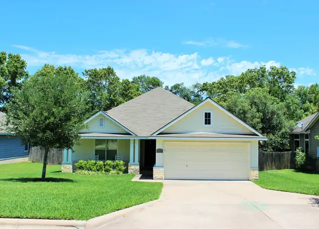 Property at 303 Ava Dr, Brenham, TX, 77833, 4 beds, 2 baths, [object Object]