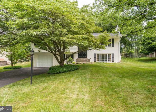 Photo of 11733 Ambleside Dr, Potomac, MD 20854