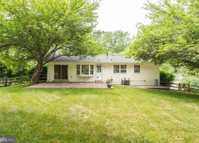 Photo of 11733 Ambleside Dr, Potomac, MD 20854
